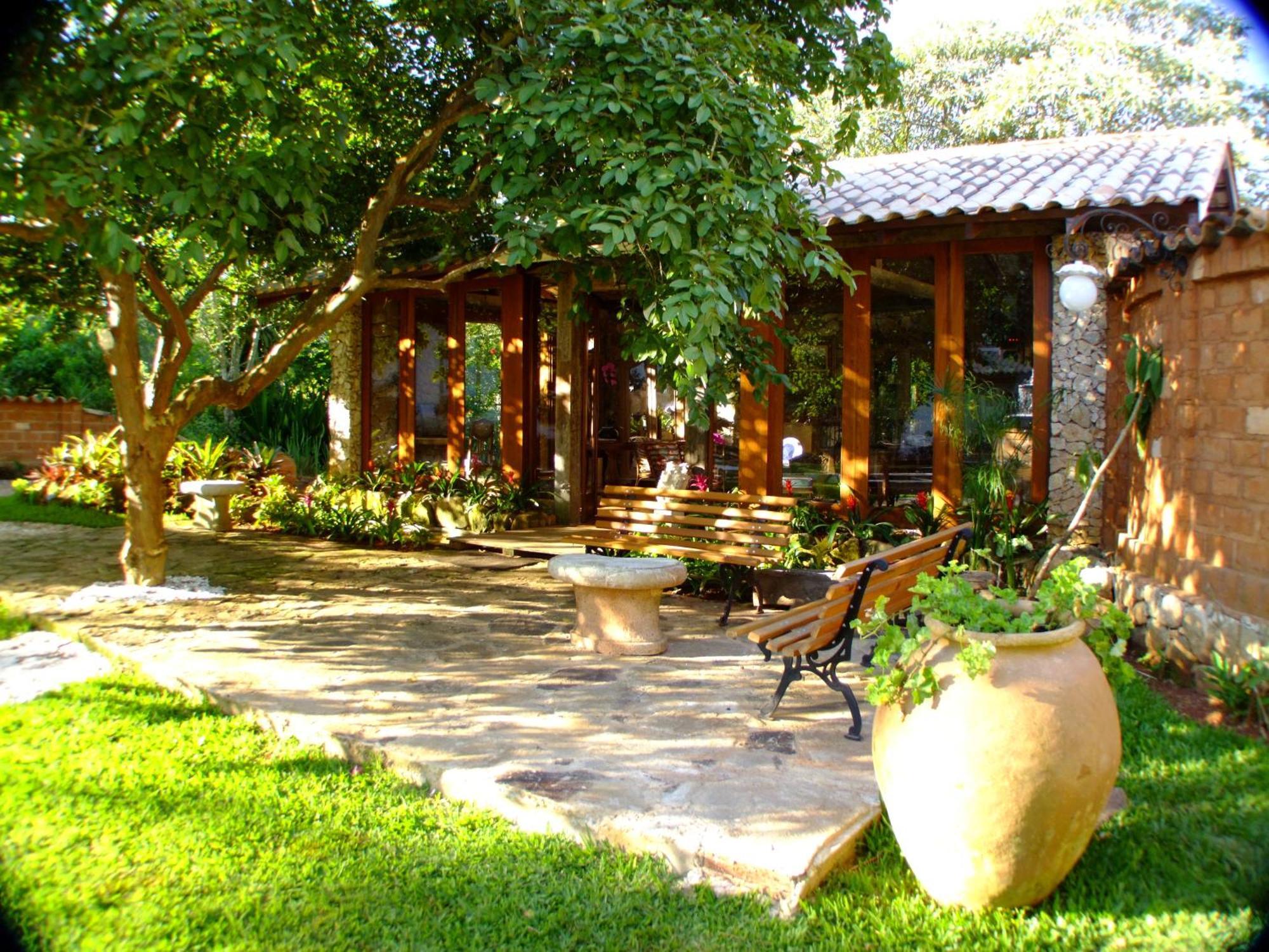 Lis Bleu Pousada ทีราเดนเจส ภายนอก รูปภาพ